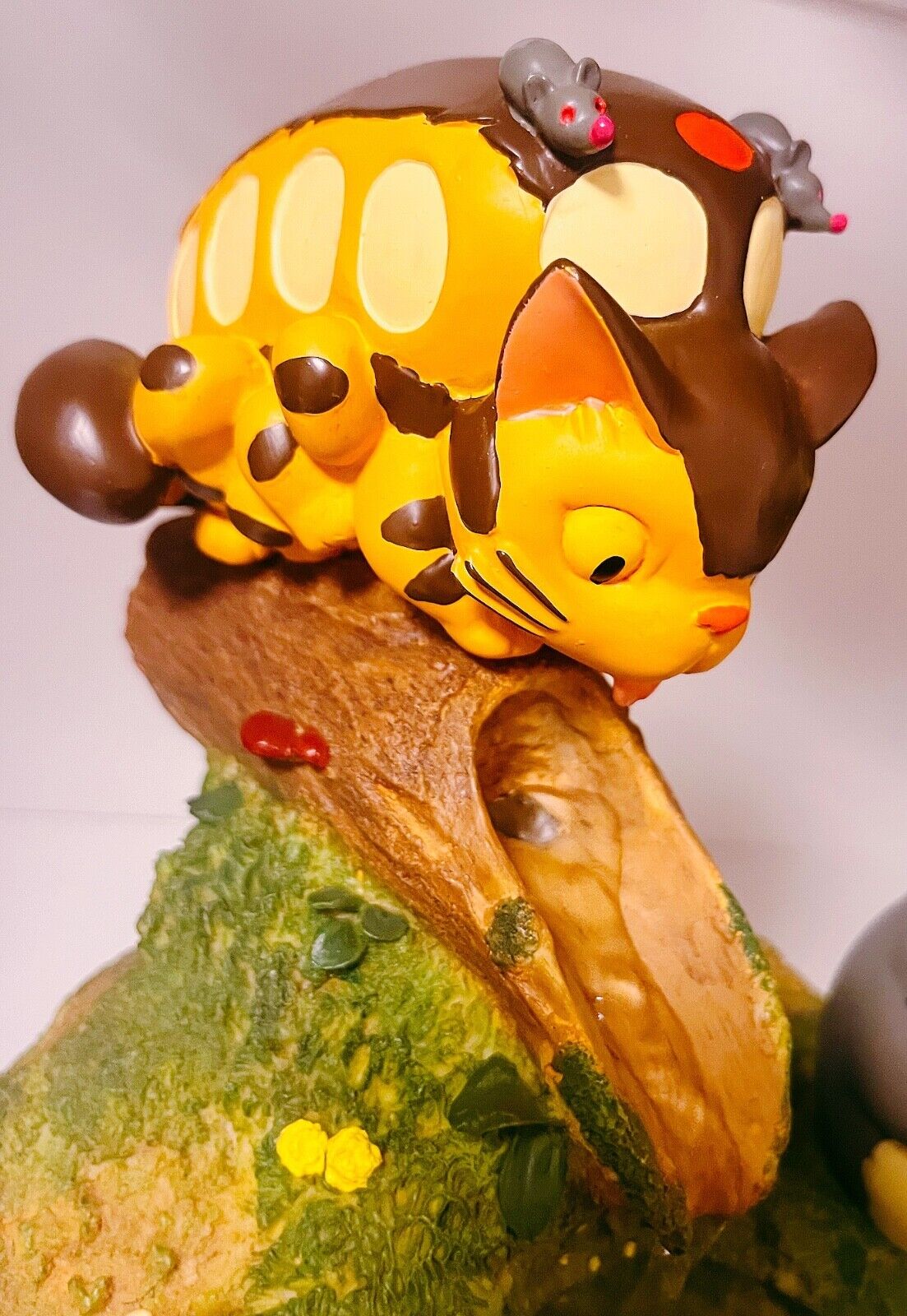 Studio Ghibli My Neighbor Totoro Water Garden Catbus Resting Rare Collectable