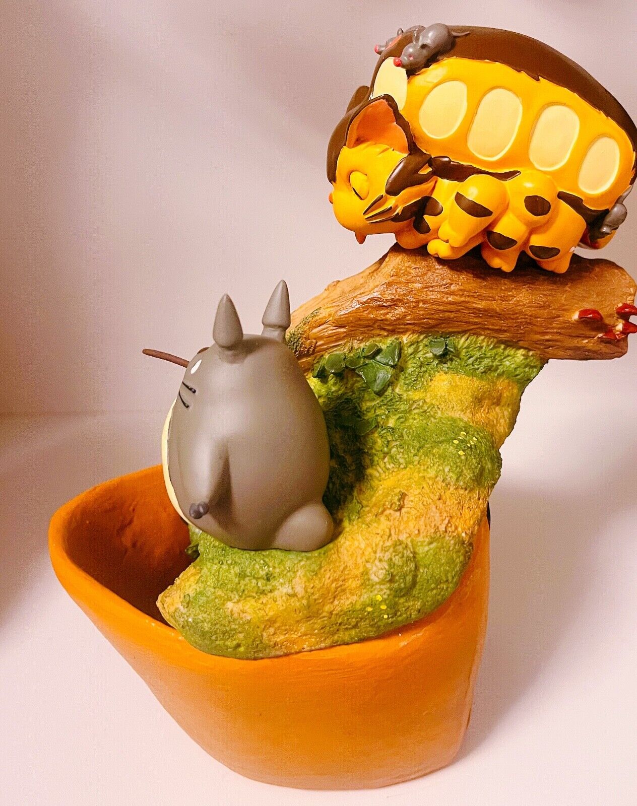 Studio Ghibli My Neighbor Totoro Water Garden Catbus Resting Rare Collectable