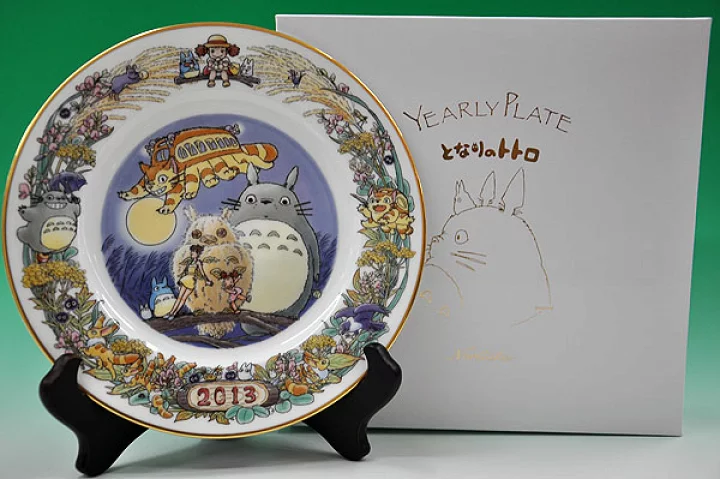 Studio Ghibli Hayao Miyazaki Totoro Noritake 2013 Yearly Plate Rare Conversion