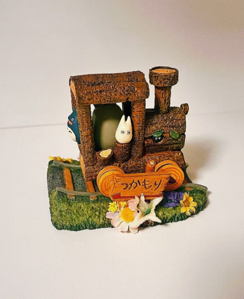 Studio Ghibli My Neighbor Totoro - Forest Playground Totoro Train Figurine