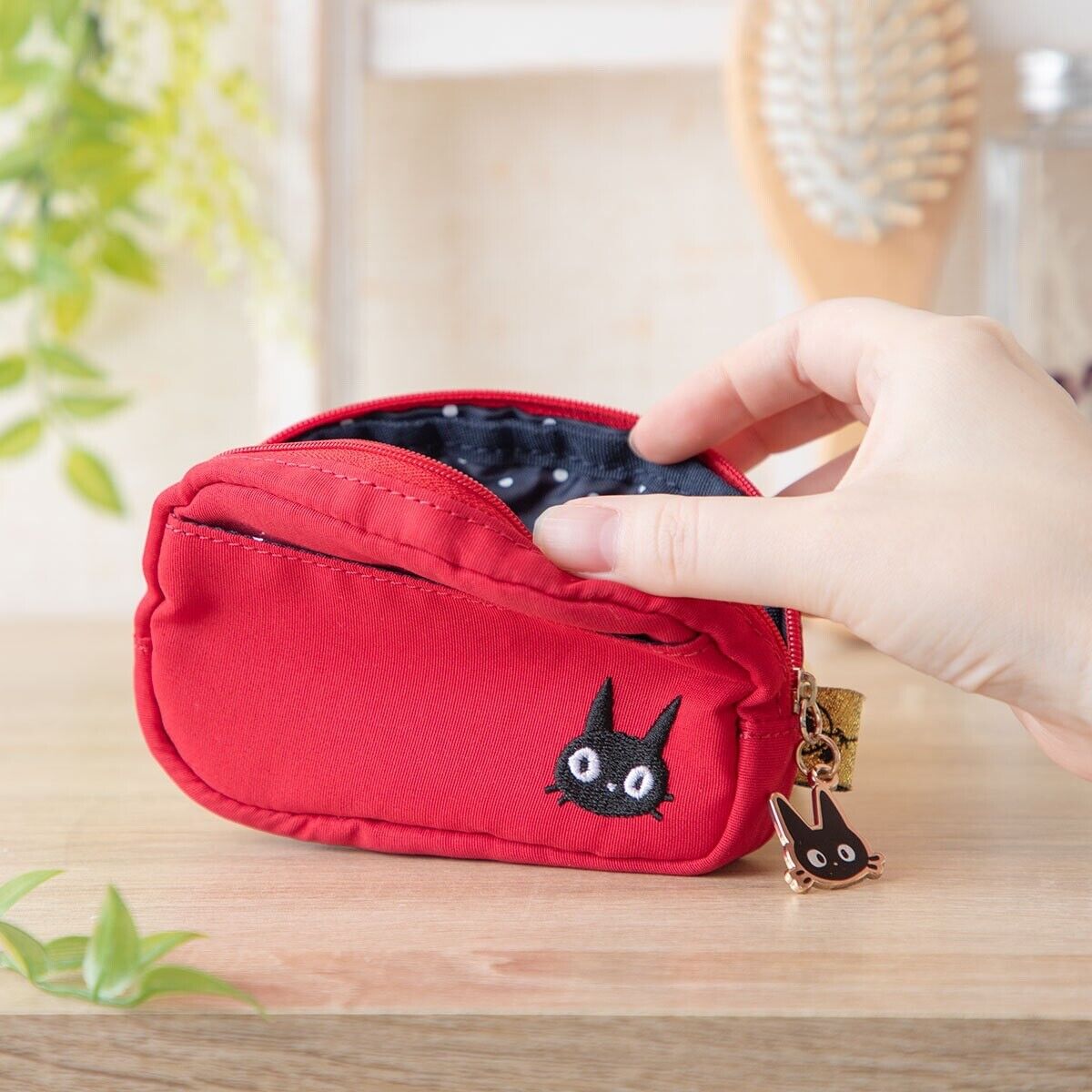 Studio Ghibli Mini Pouch Kiki’s Delivery Service - Red Ribbon Series Mini Pouch